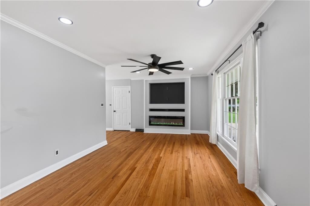 13209 Herrick Avenue — photo 10
