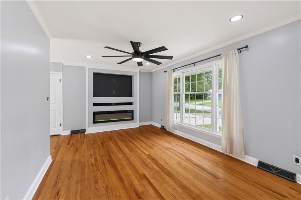 13209 Herrick Avenue — photo 11