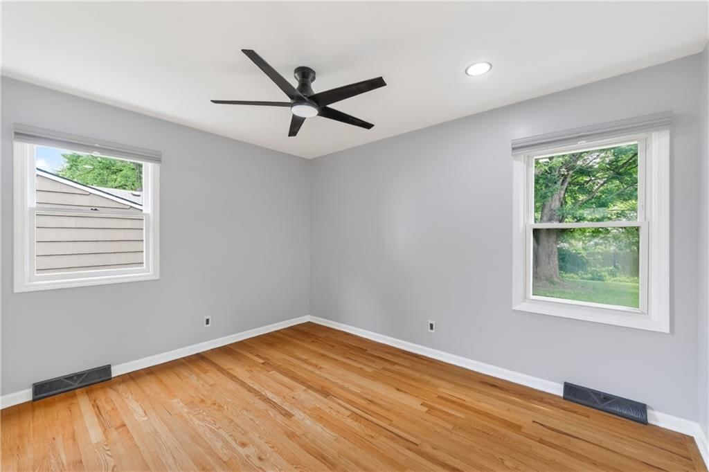13209 Herrick Avenue — photo 21