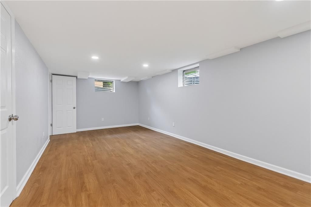 13209 Herrick Avenue — photo 26