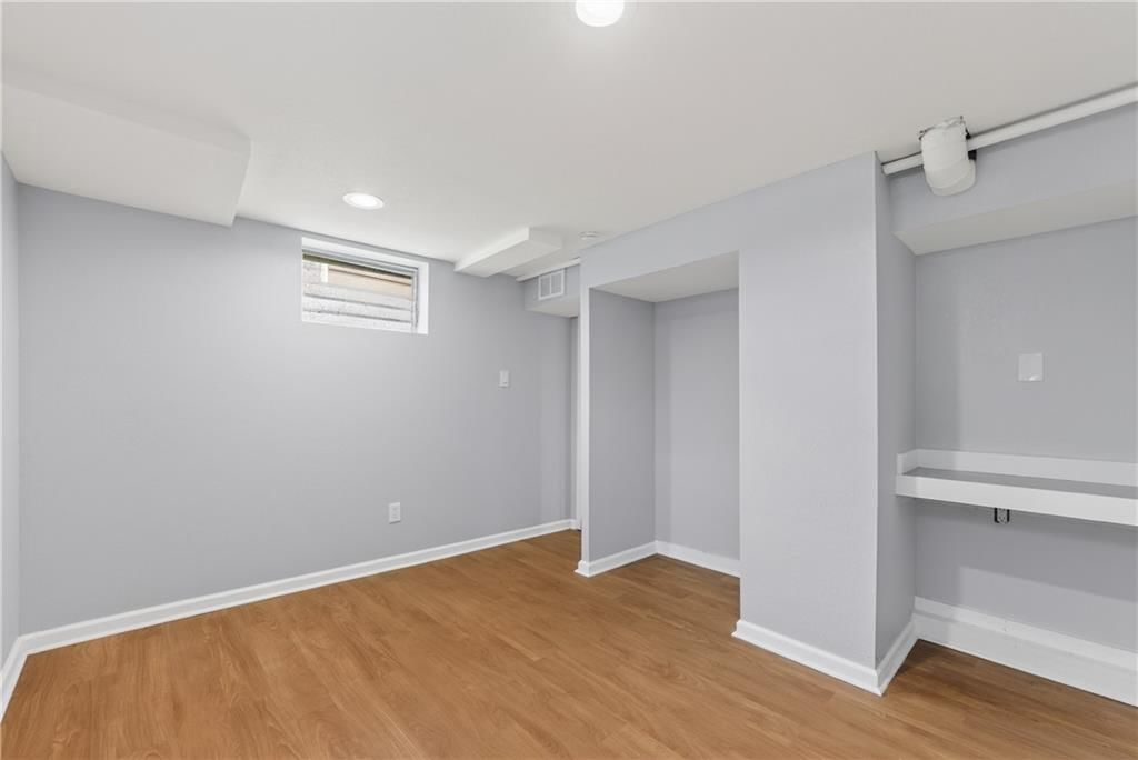 13209 Herrick Avenue — photo 31
