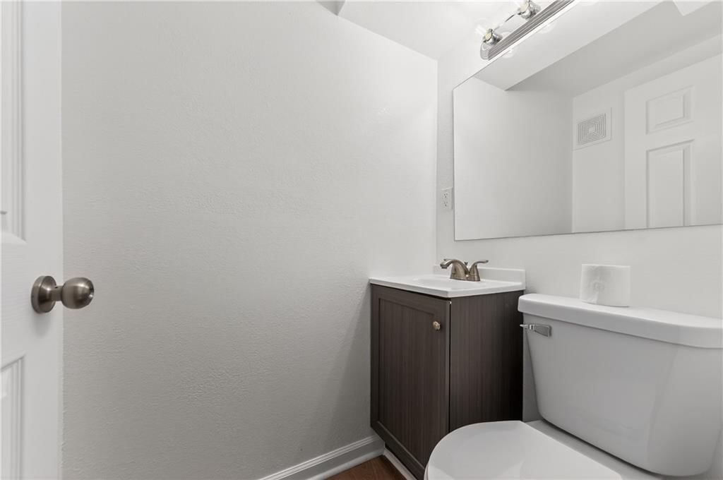 13209 Herrick Avenue — photo 33