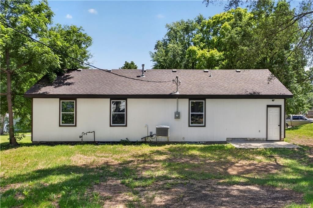 8206 Ohio Avenue — photo 32