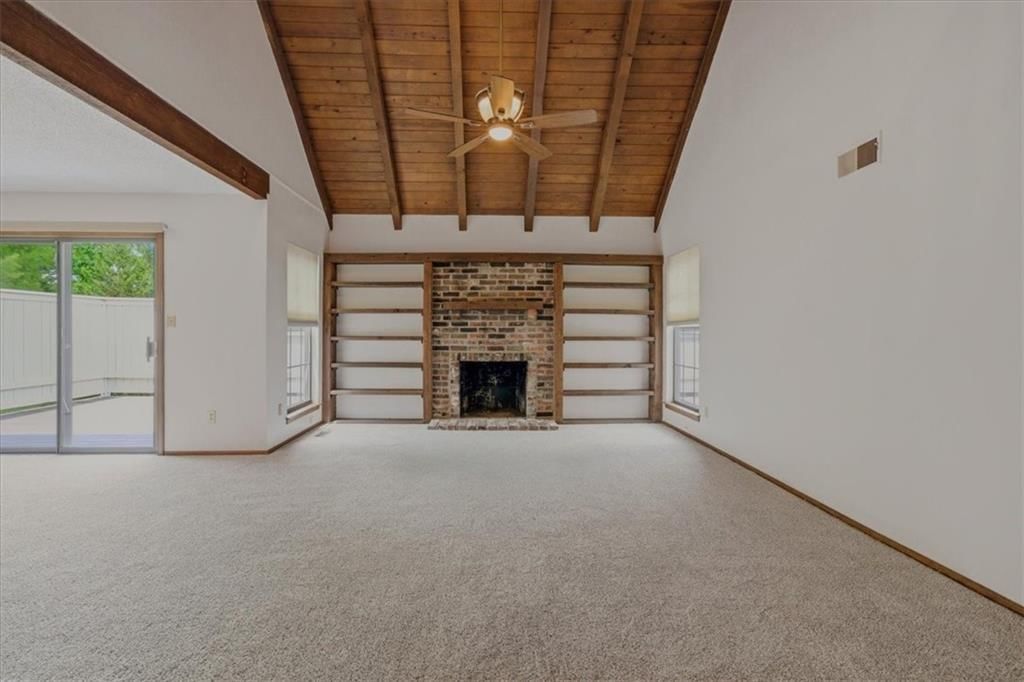 8258 Monrovia Street — photo 8