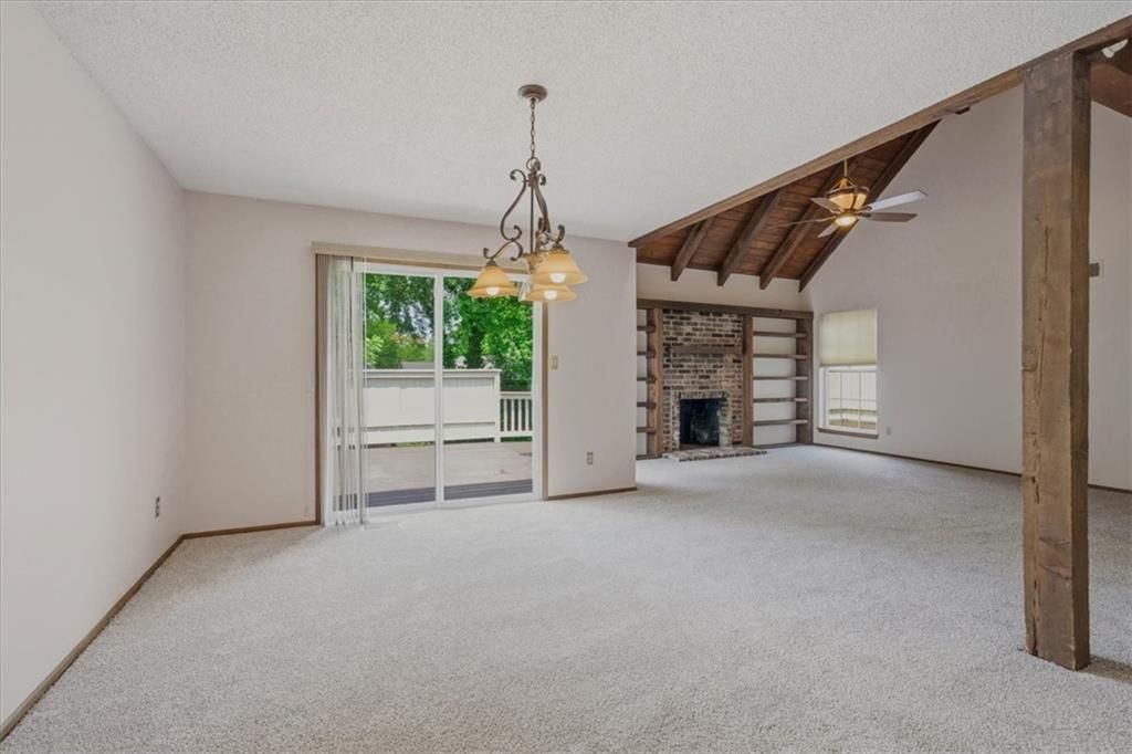 8258 Monrovia Street — photo 13