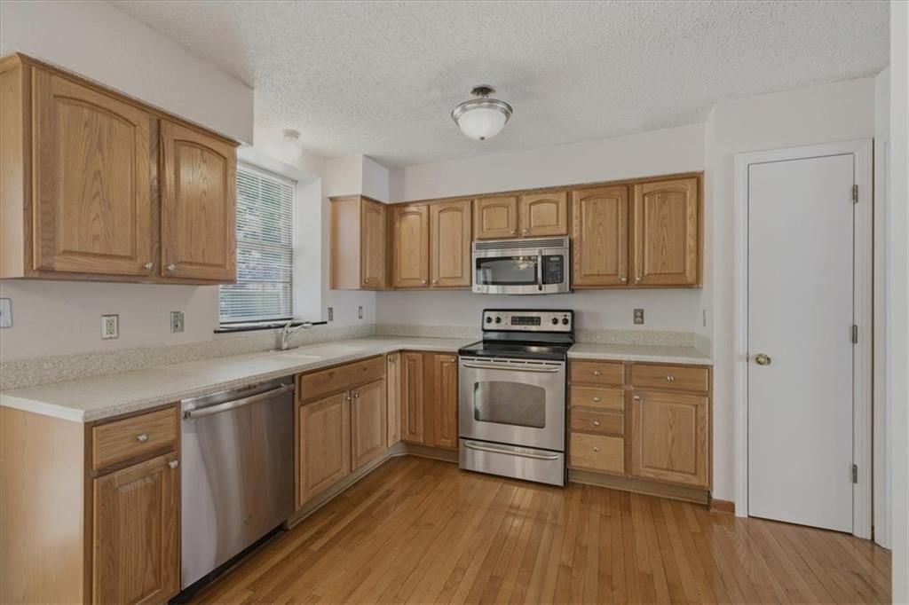 8258 Monrovia Street — photo 15