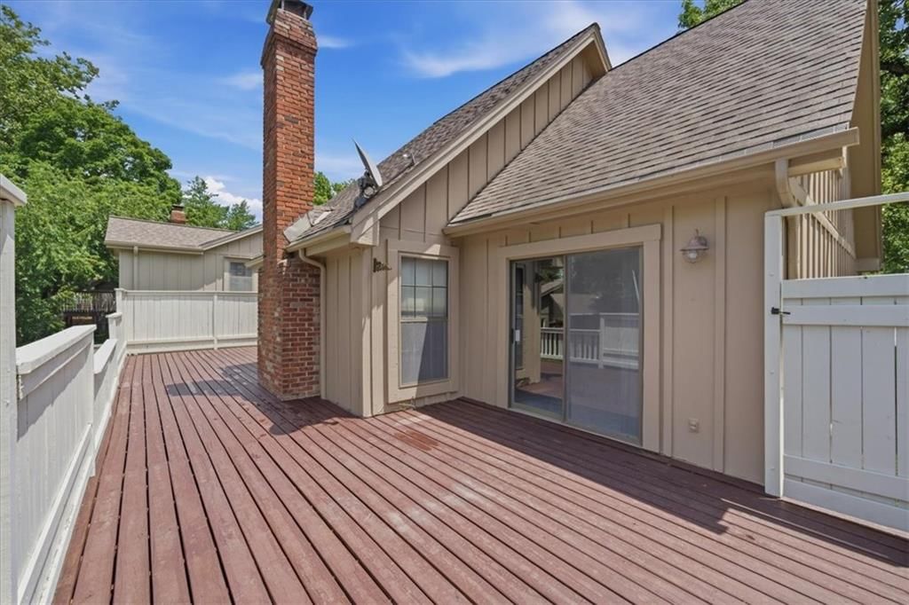 8258 Monrovia Street — photo 40