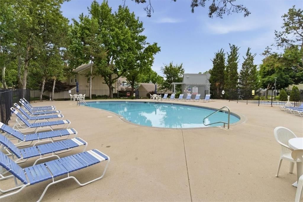 8258 Monrovia Street — photo 46