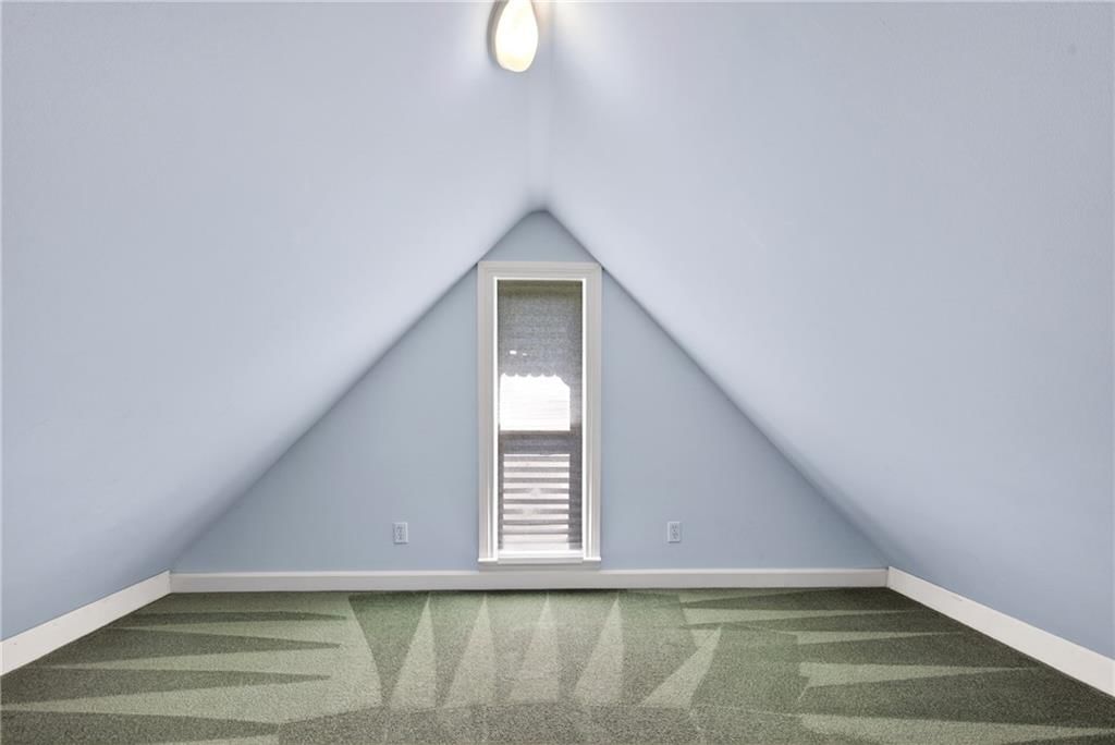 1045 N Colorado Street — photo 31