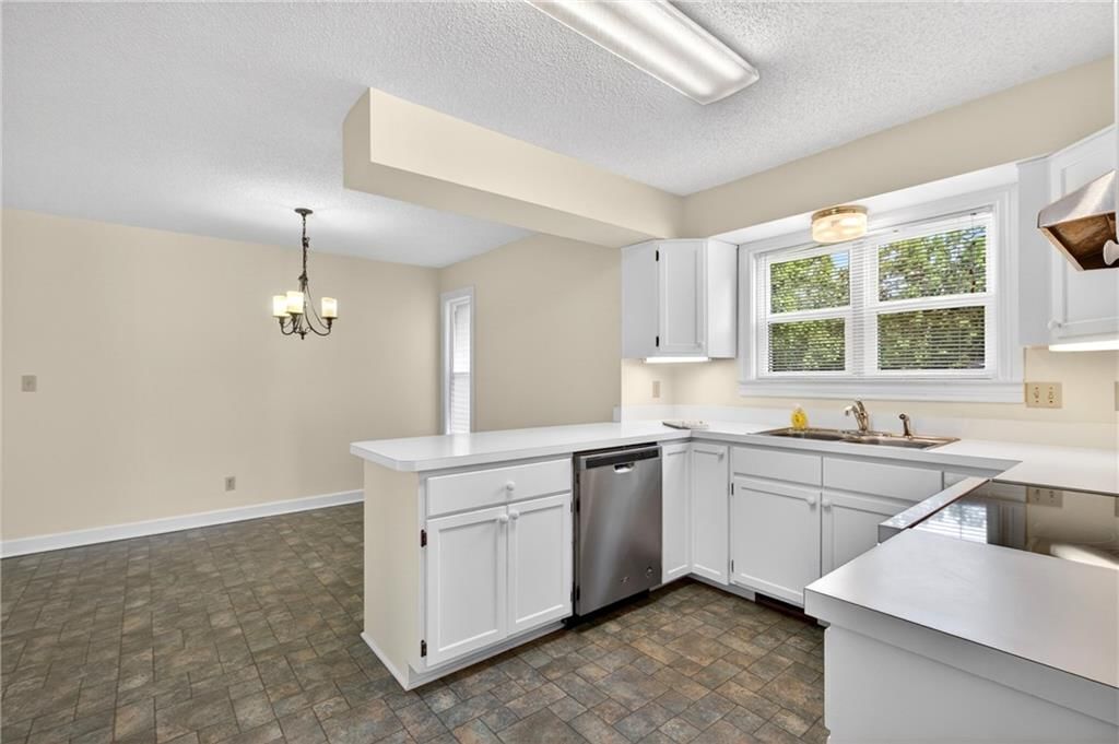 1045 N Colorado Street — photo 33