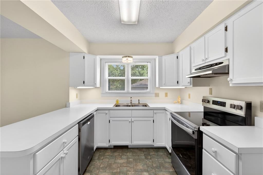 1045 N Colorado Street — photo 34