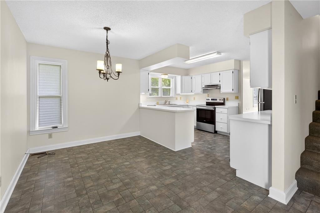 1045 N Colorado Street — photo 36