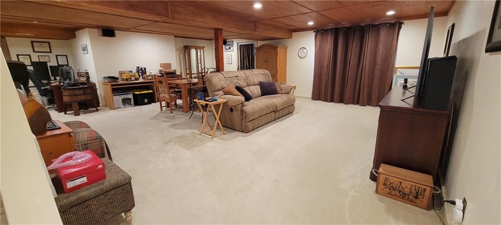 1010 N Prairie Lane — photo 49