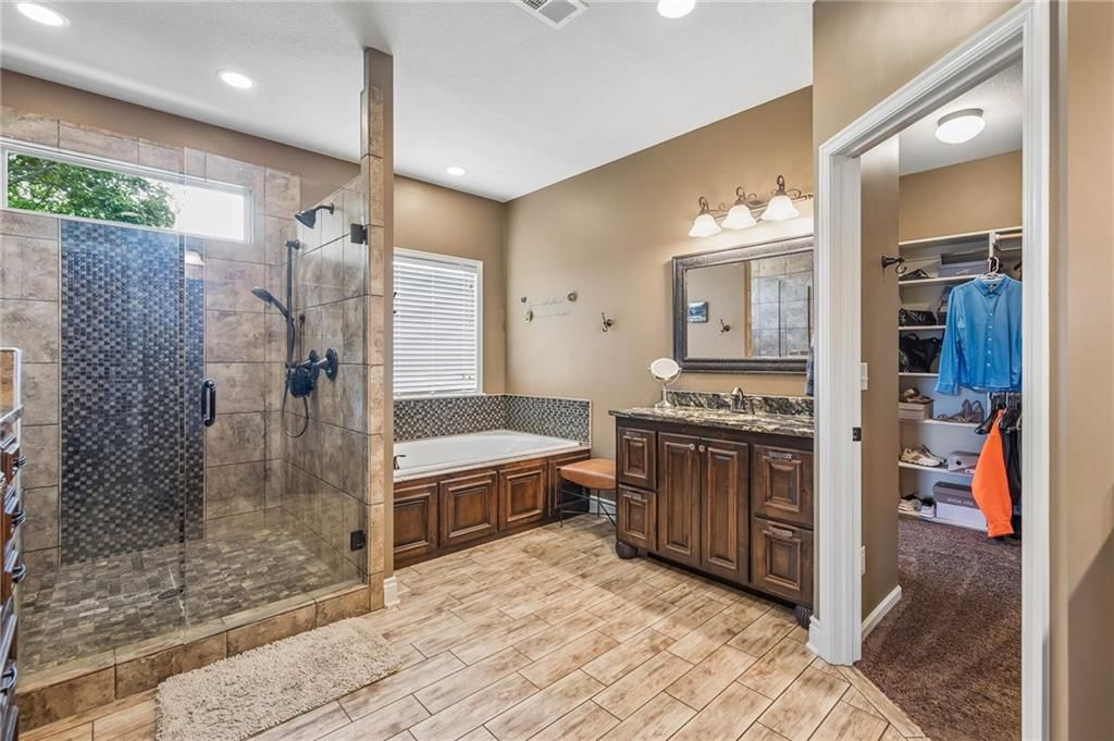 2437 NE Angel Fish Circle — photo 22
