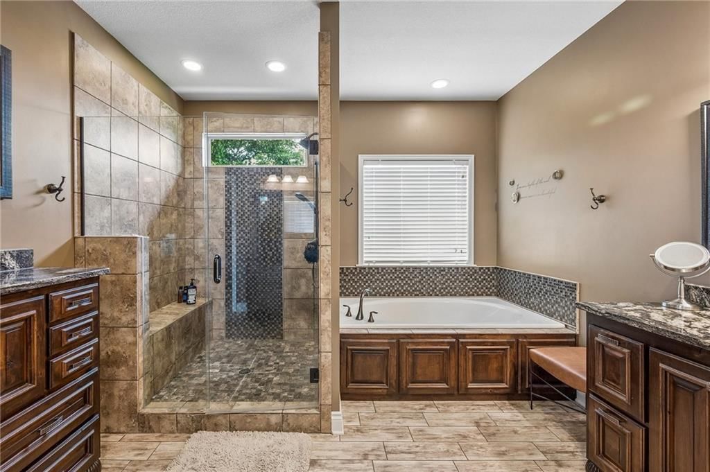 2437 NE Angel Fish Circle — photo 23