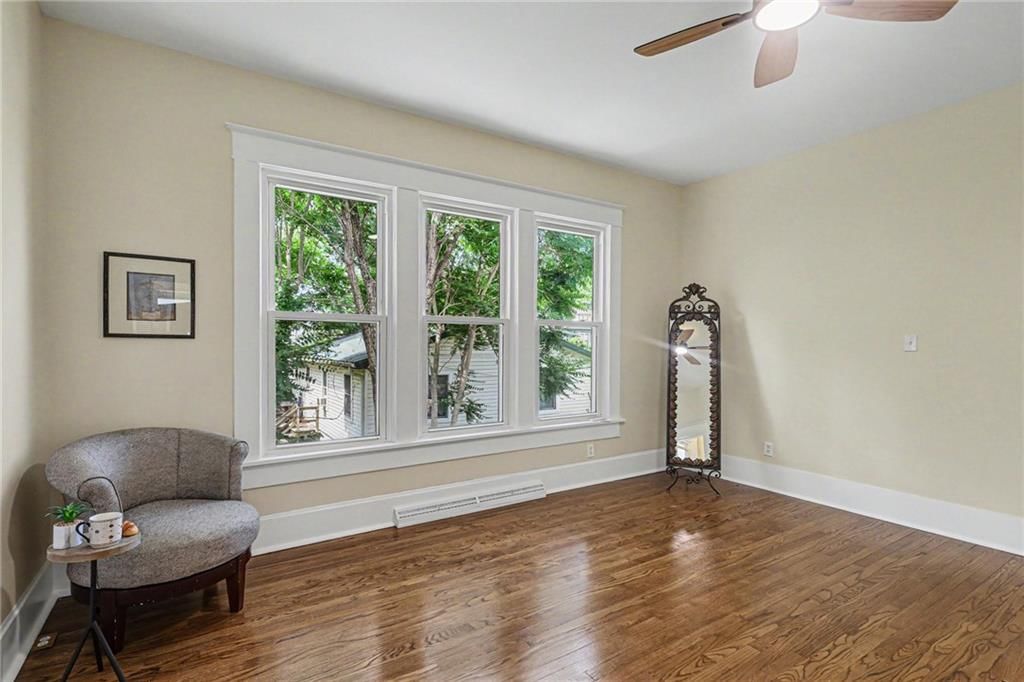 738 Welt Street — photo 8