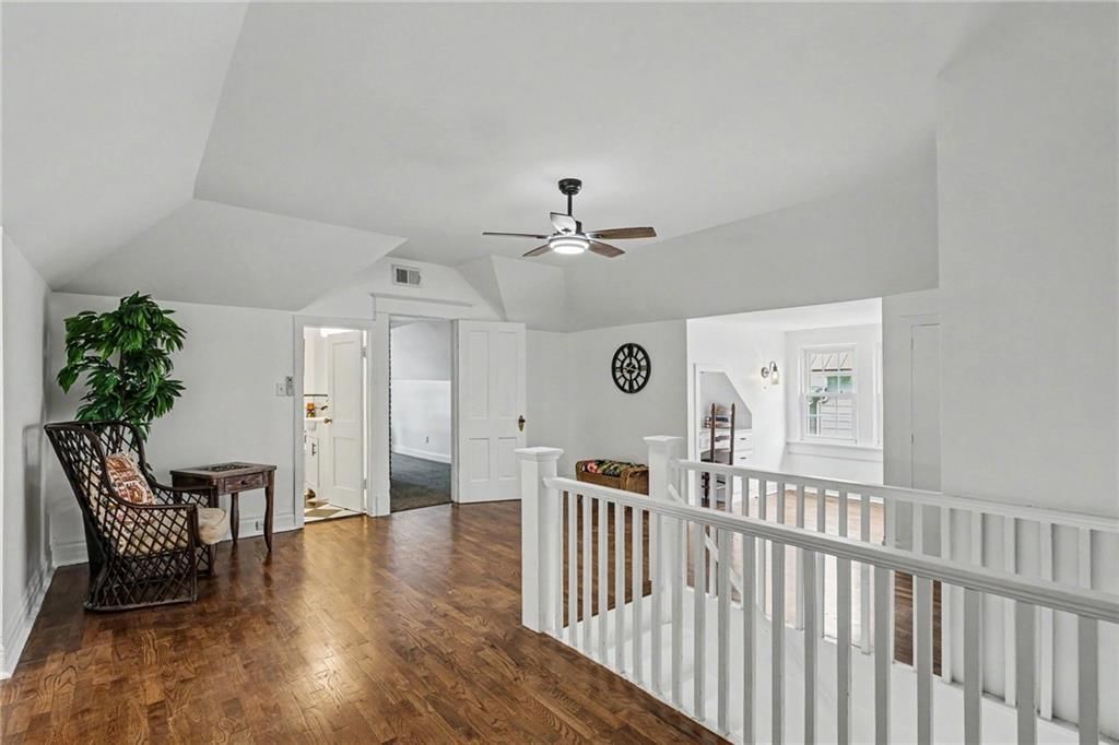 738 Welt Street — photo 12