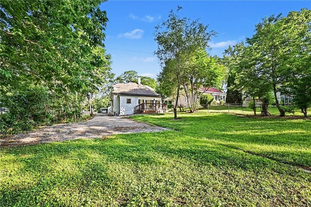 738 Welt Street — photo 21