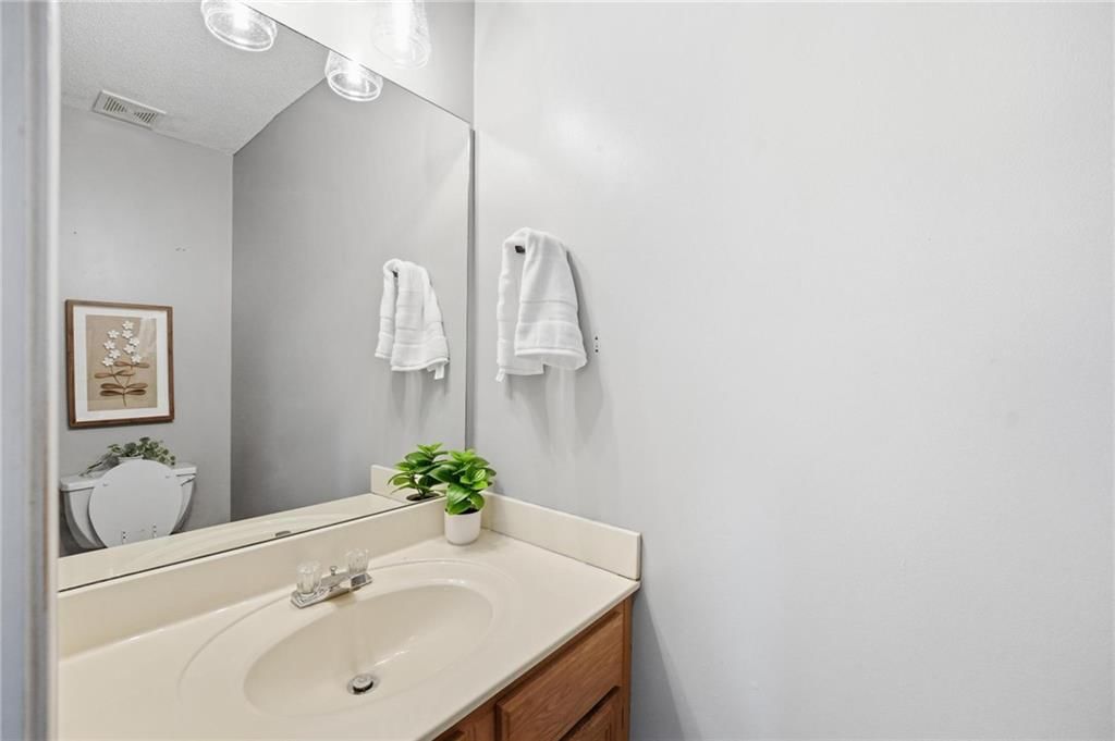 21691 S Main Street — photo 15