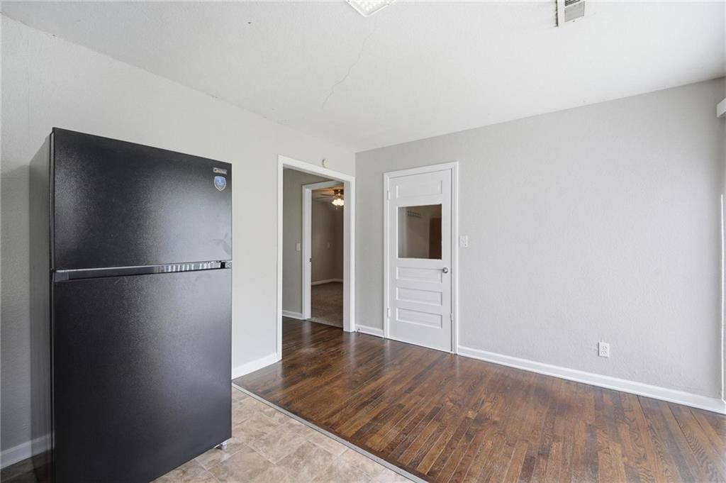 11522 W 68th Street — photo 4
