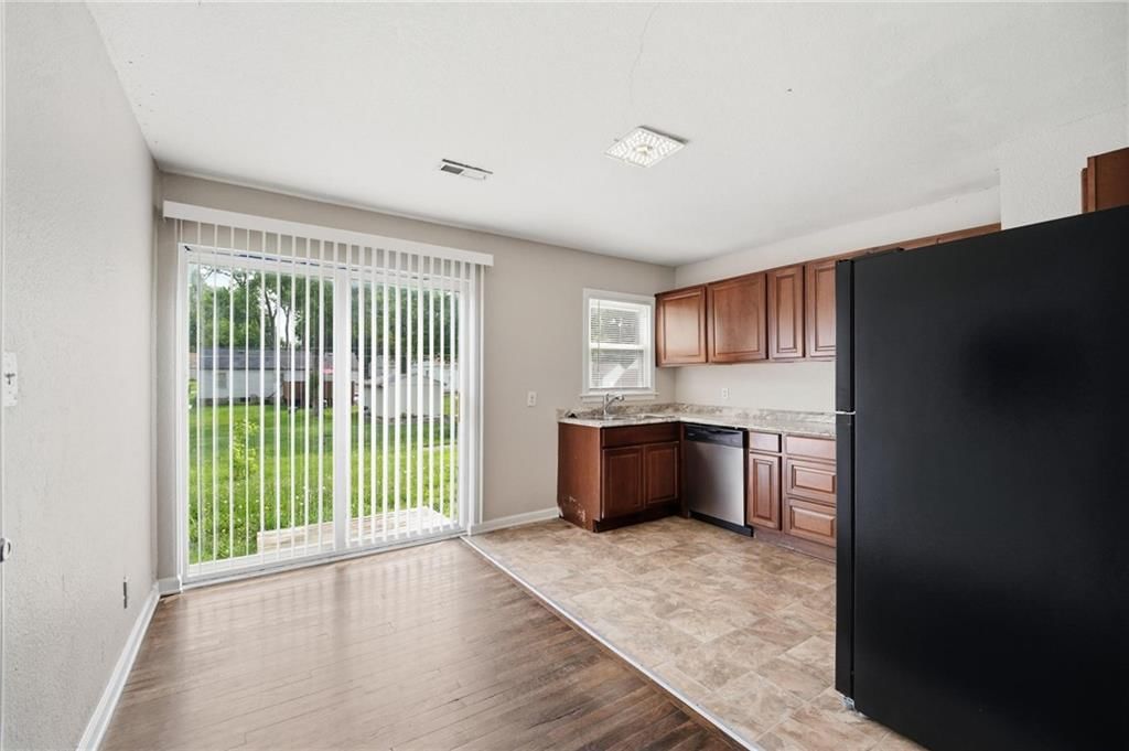 11522 W 68th Street — photo 5