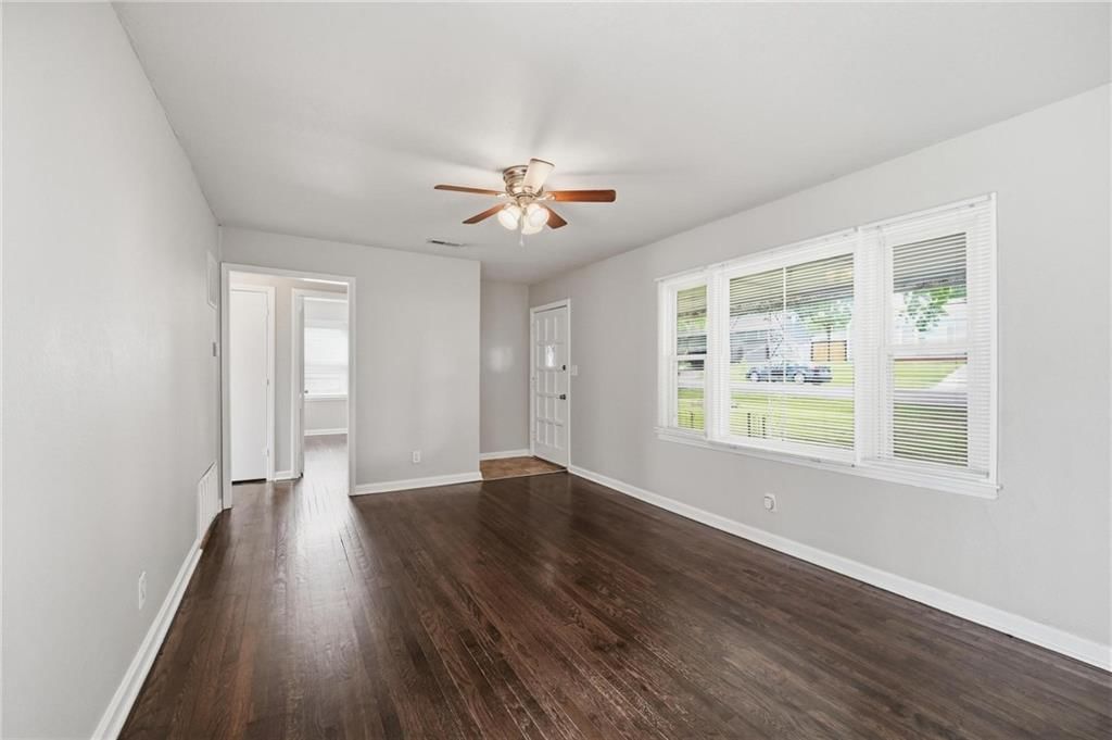11522 W 68th Street — photo 9