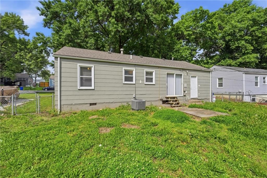 11522 W 68th Street — photo 34