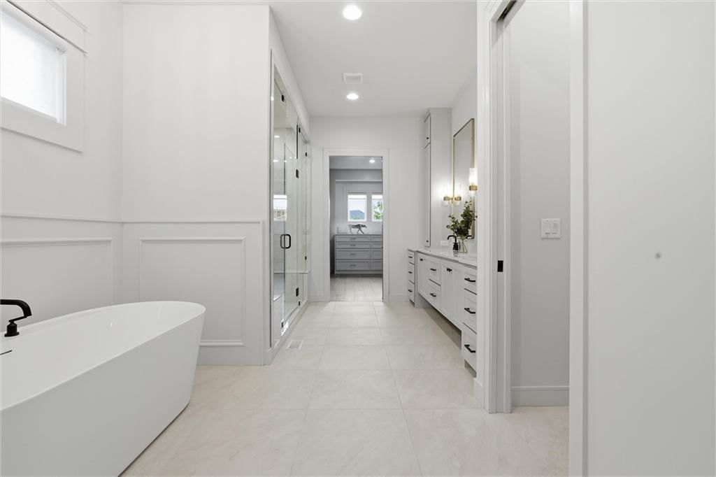 17028 Parkhill Street — photo 22