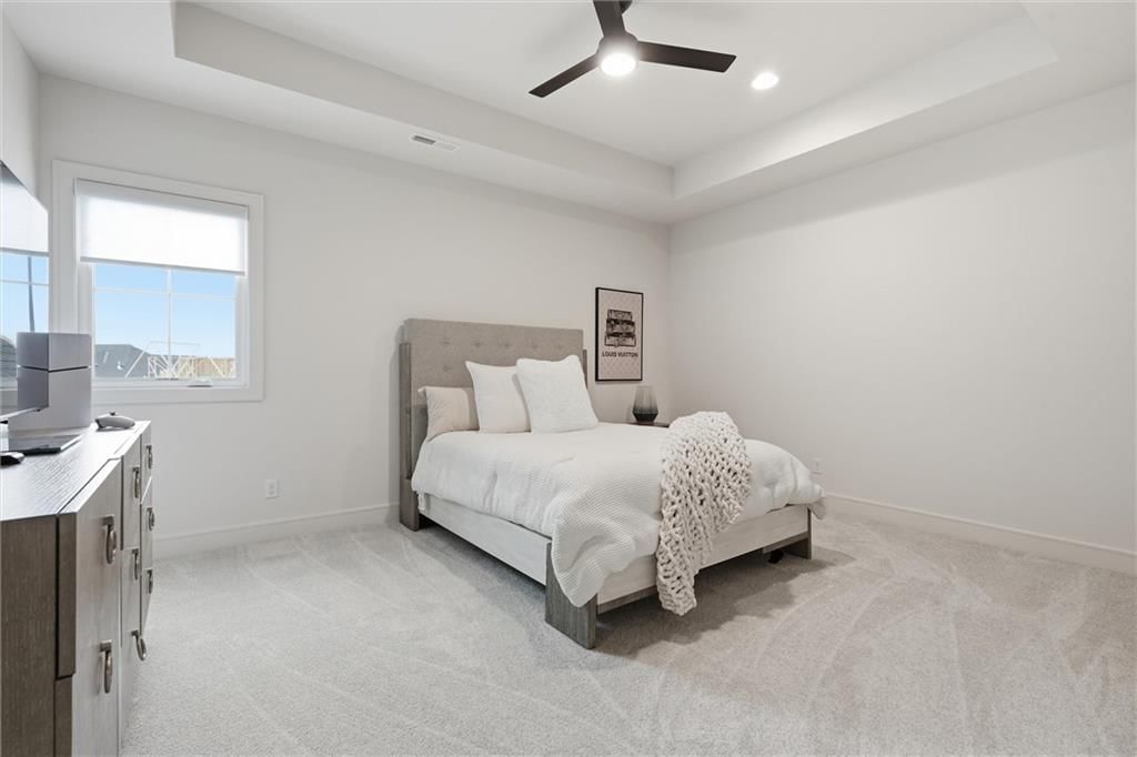 17028 Parkhill Street — photo 26