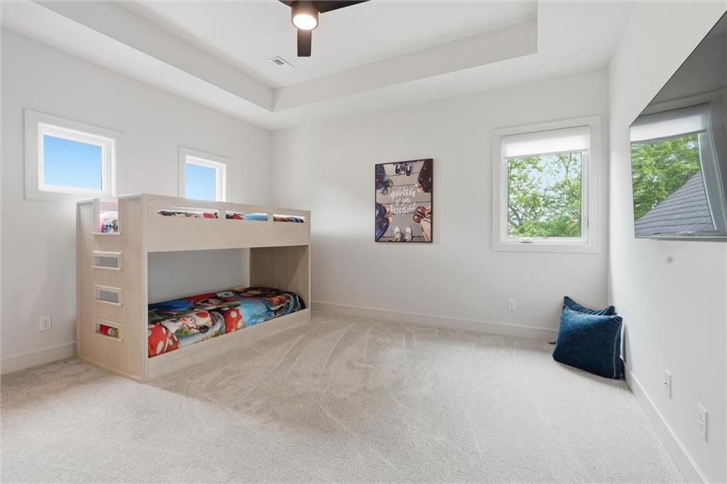 17028 Parkhill Street — photo 28