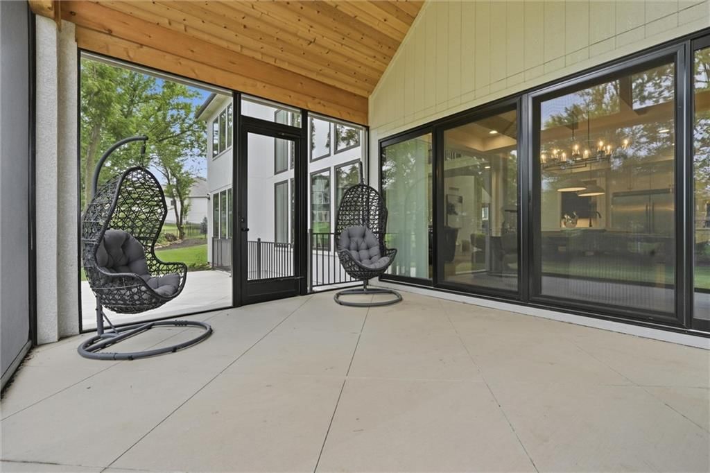 17028 Parkhill Street — photo 35