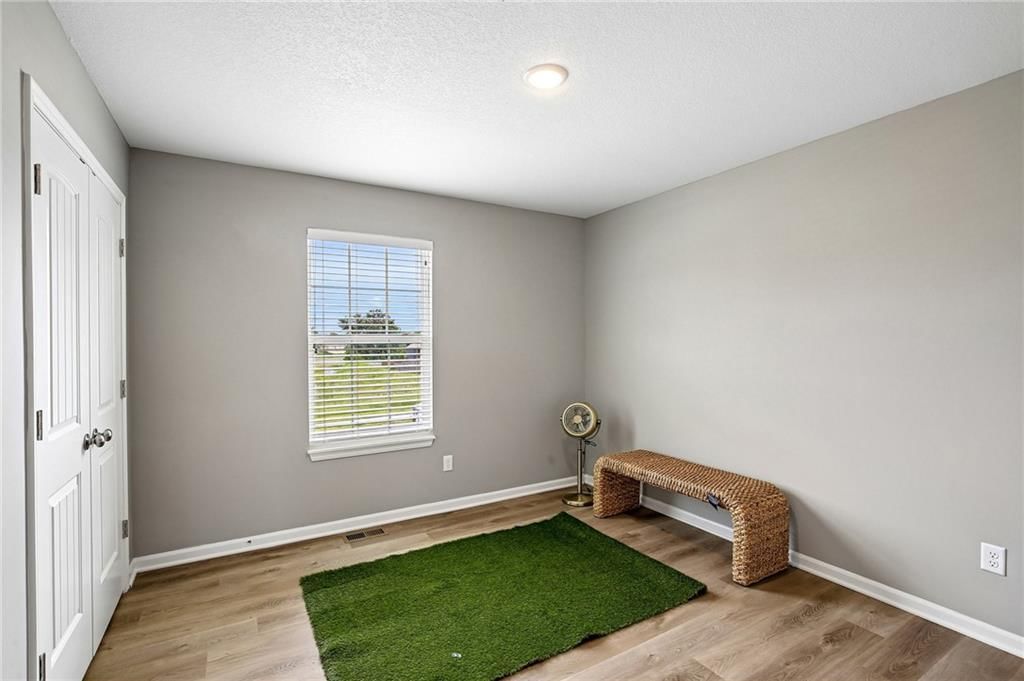 1003 NW Hilltop Lane — photo 19