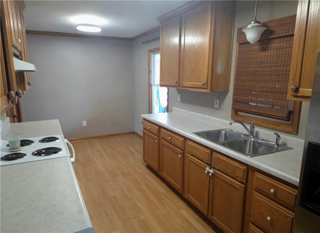 703 W 29th Street — photo 6