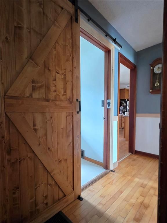 703 W 29th Street — photo 8
