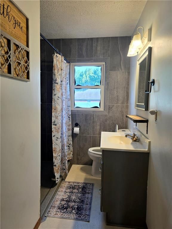 703 W 29th Street — photo 9