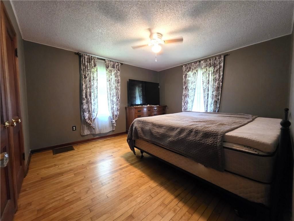 703 W 29th Street — photo 10