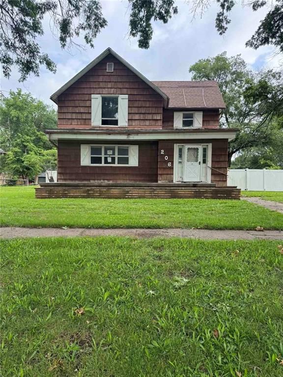 206 Garrison Avenue — photo 1