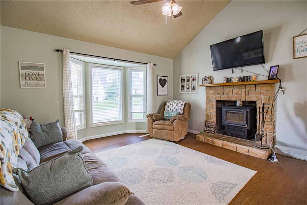 504 Dogwood Drive — photo 4