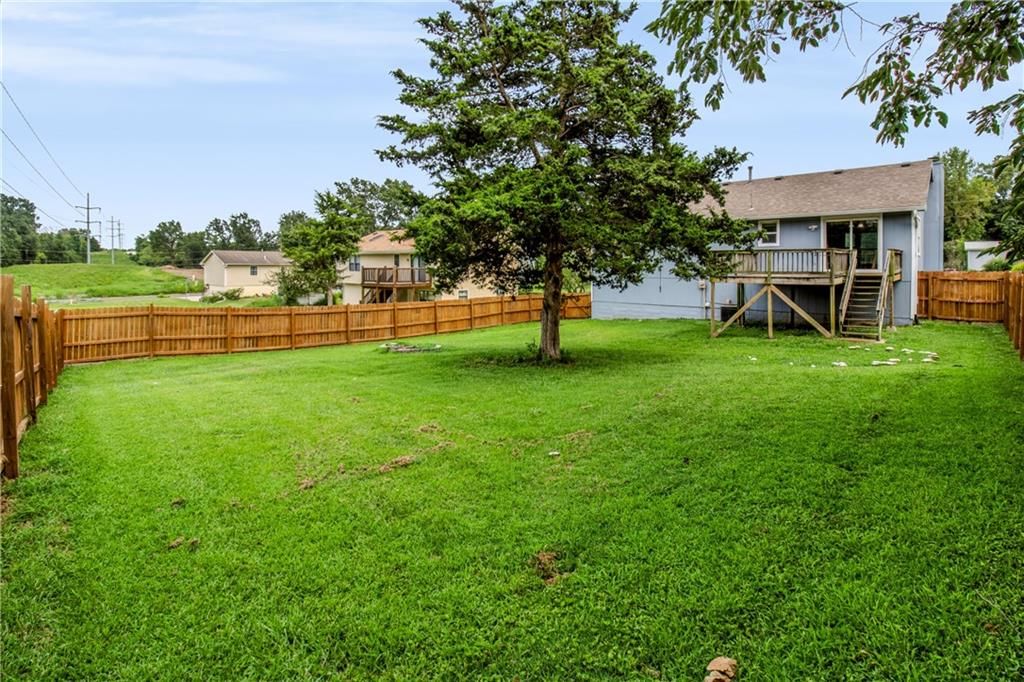 504 Dogwood Drive — photo 32