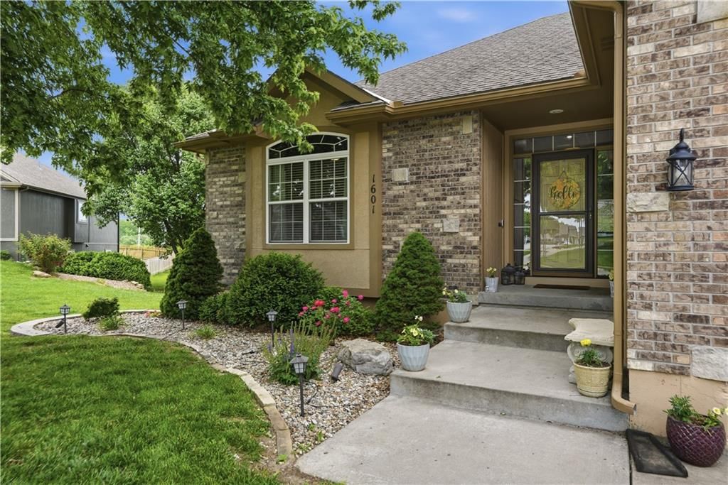 1601 Chisam Road — photo 4