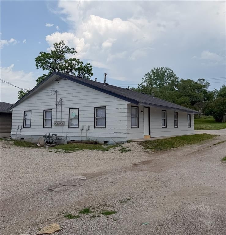 403 N Broadway Square — photo 8