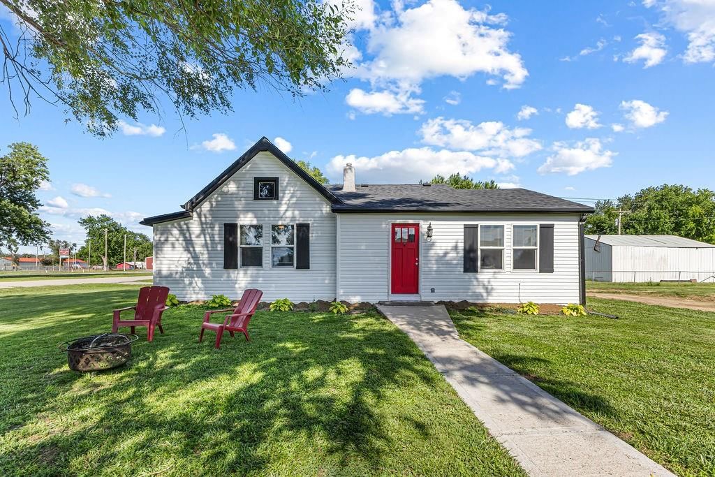 407 N 9th Street, Elwood, KS