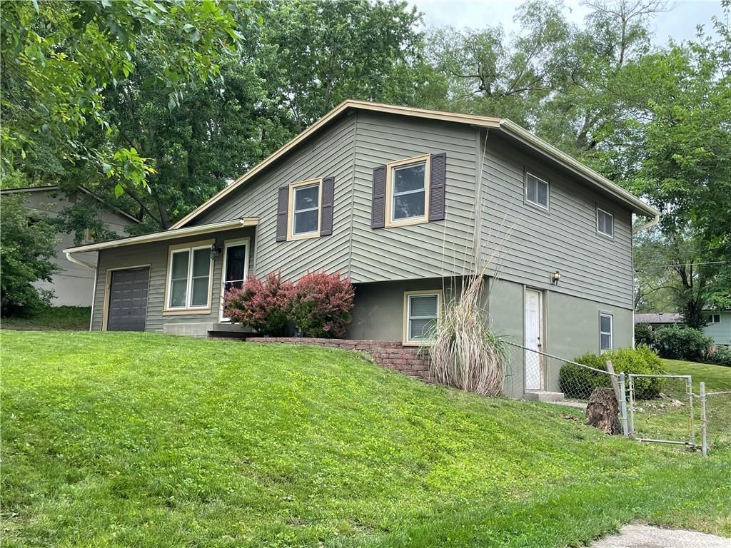 212 Jackson Avenue — photo 3