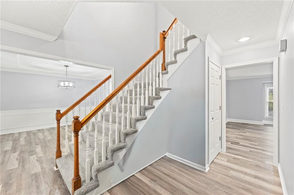 3715 SW Kimstin Circle — photo 3