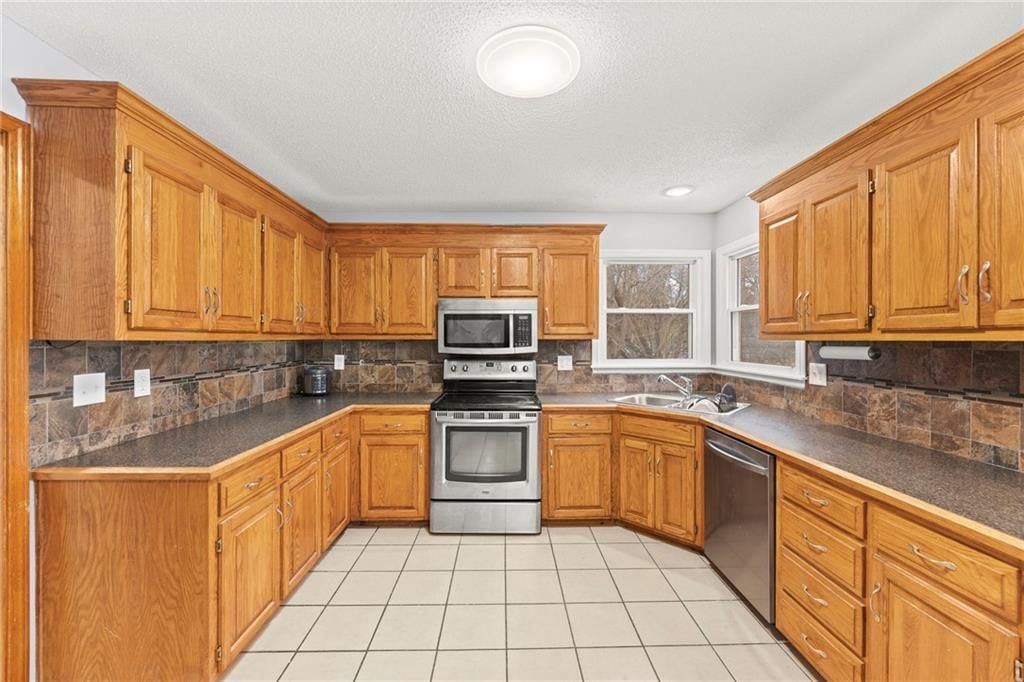 3715 SW Kimstin Circle — photo 14