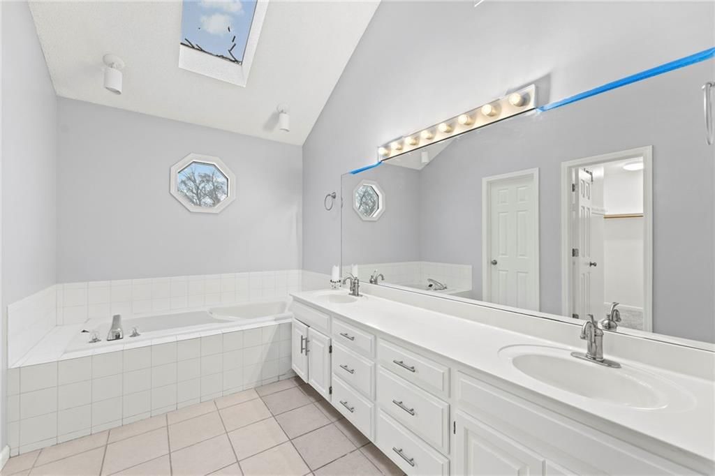 3715 SW Kimstin Circle — photo 22