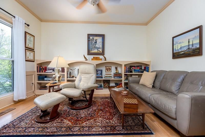 6120 N Strathbury Avenue — photo 6