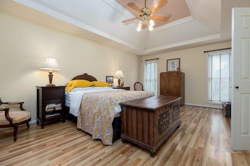 6120 N Strathbury Avenue — photo 16