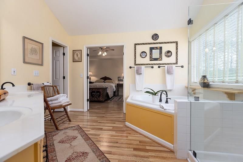 6120 N Strathbury Avenue — photo 18