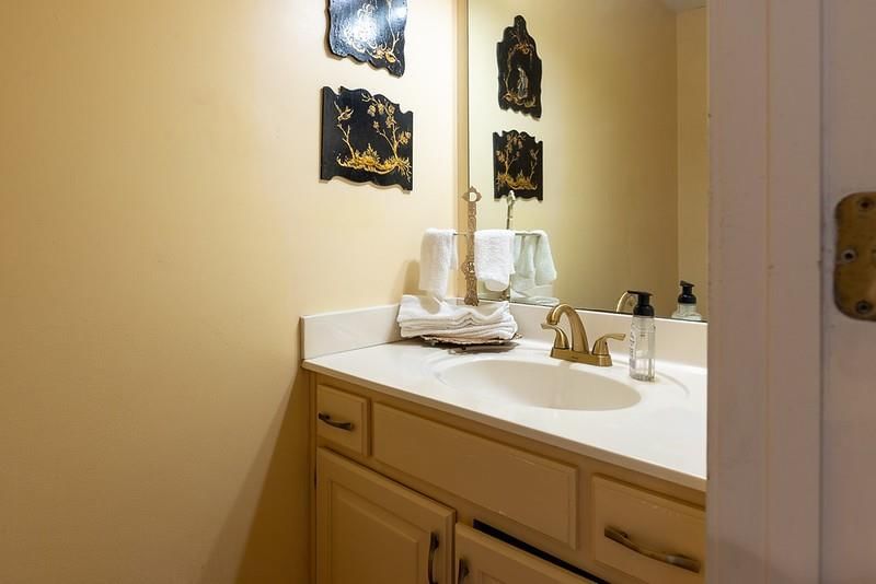 6120 N Strathbury Avenue — photo 24